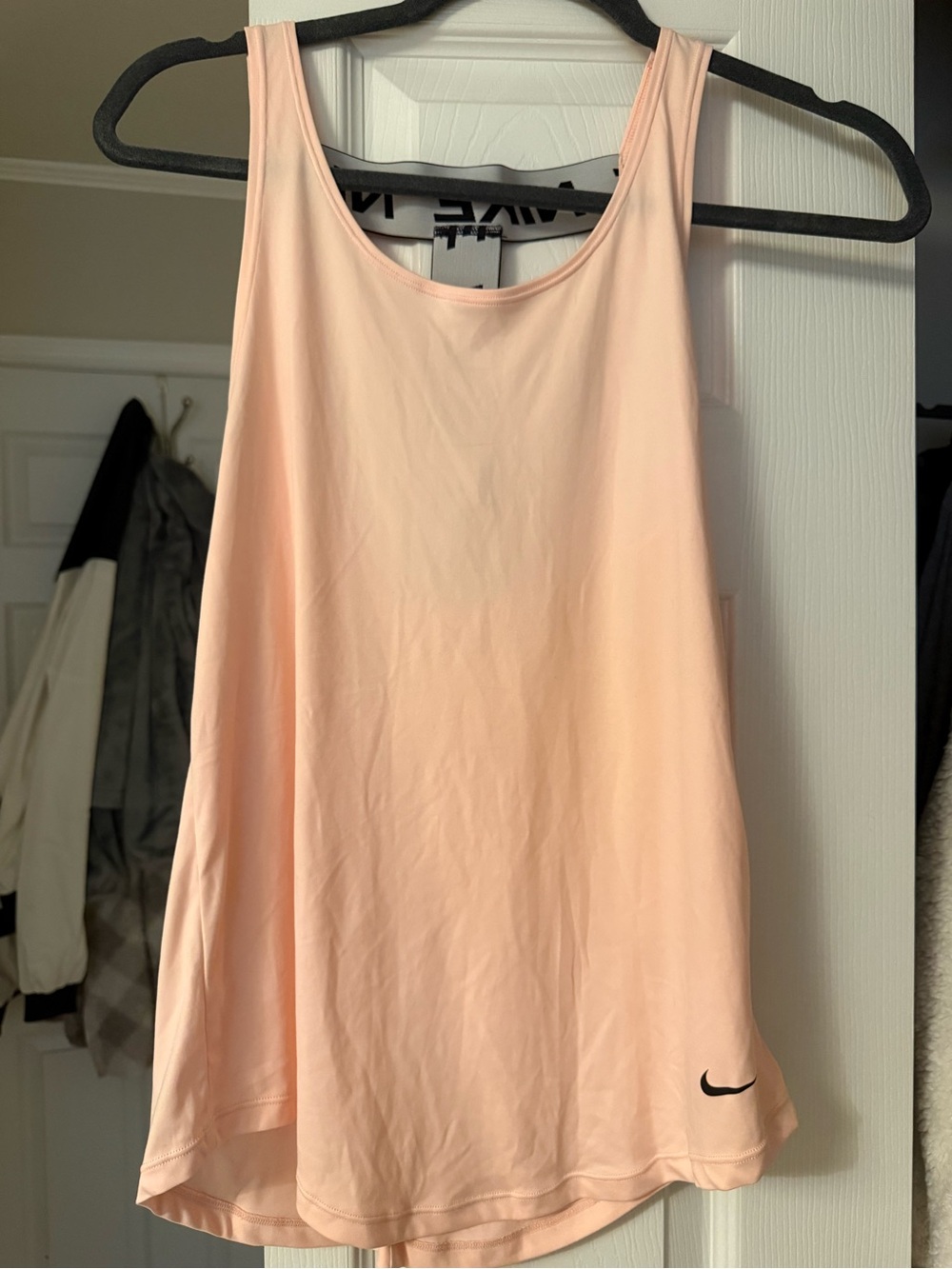 Nike Women’s Pale Peach Performance Tank Top
